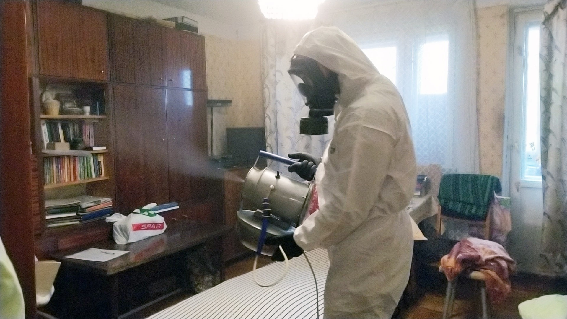 ФОТО Безопасны ли препараты для дезинсекции в Чернореченском? | подробно